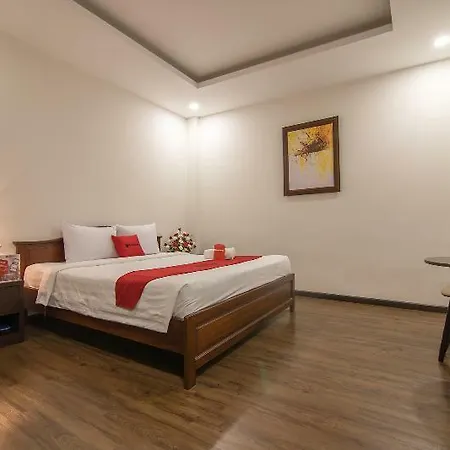 Reddoorz Premium Near Bai Sau Hotel